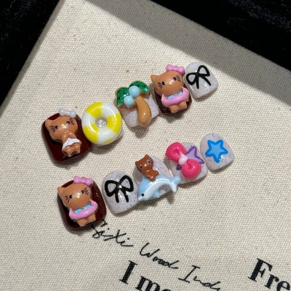 Elevate Your Nail Art with Handmade Nail Studs and Exquisite Nail Decorations 6 Handmade Luxury Press-on Nails | Reusable Custom Nail Art Set