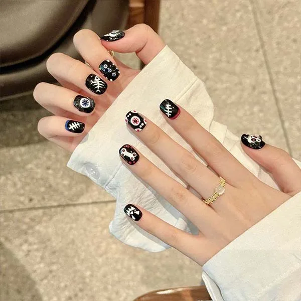 Exquisite Nail Art Accessories – Stunning Handmade Nail Studs-2376-1 Close-up of custom-made handmade nail studs, designed to elevate the look of your nails with exquisite craftsmanship